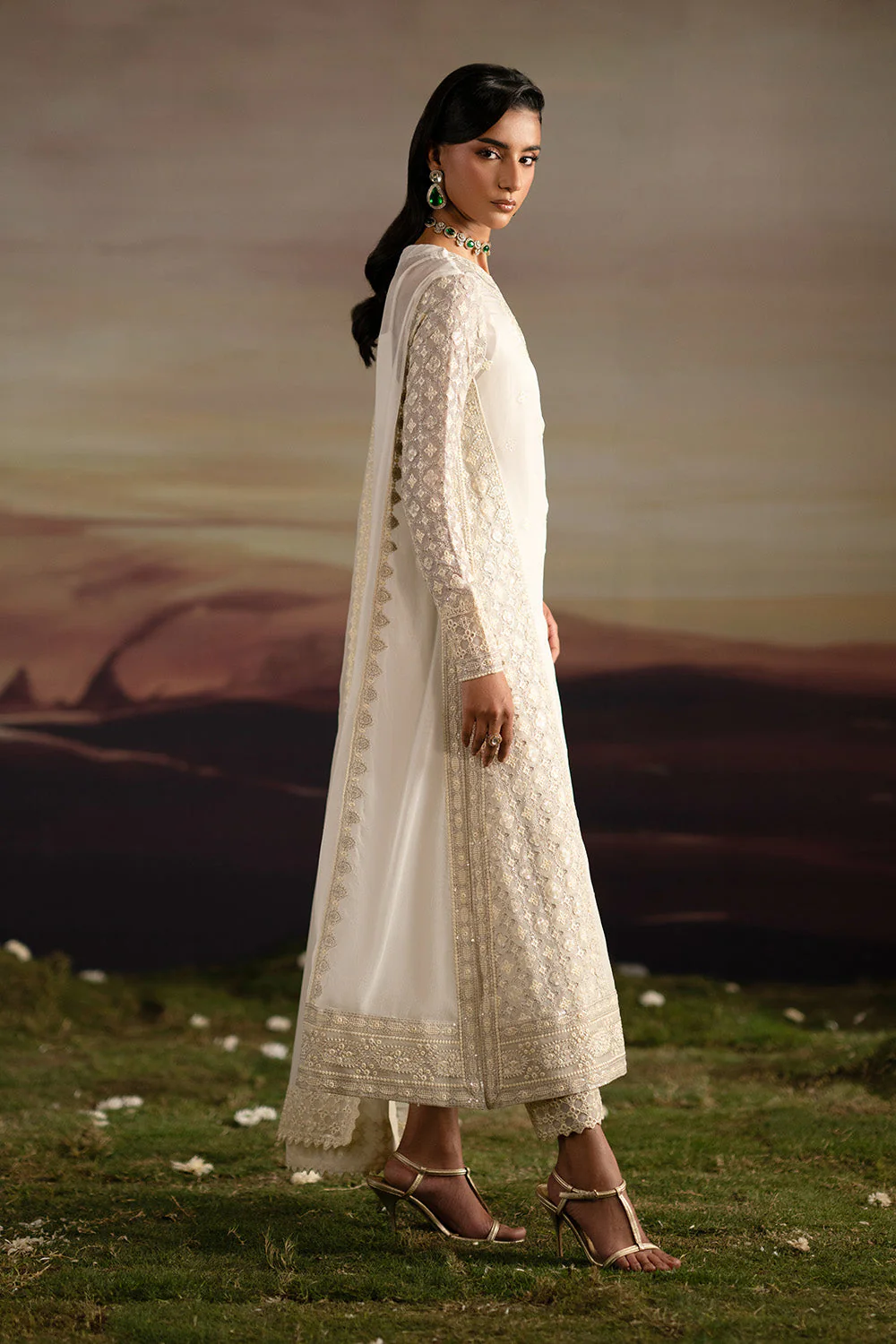 3-Piece-Embroiderd-Chiffon INRANI - FWU5700 - Image 4
