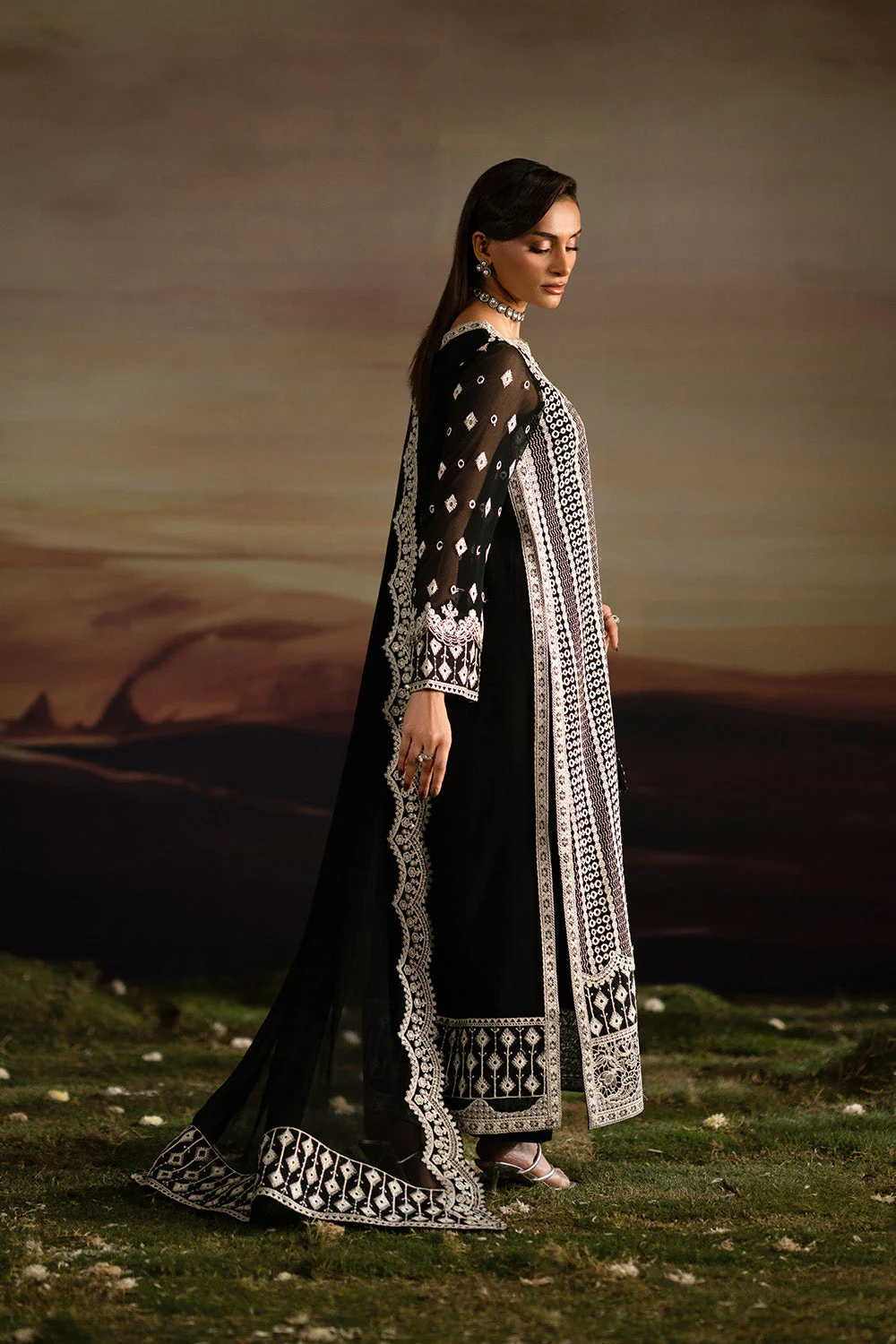 3-Piece-Embroiderd-Chiffon INBHA - FWU5708 - Image 4