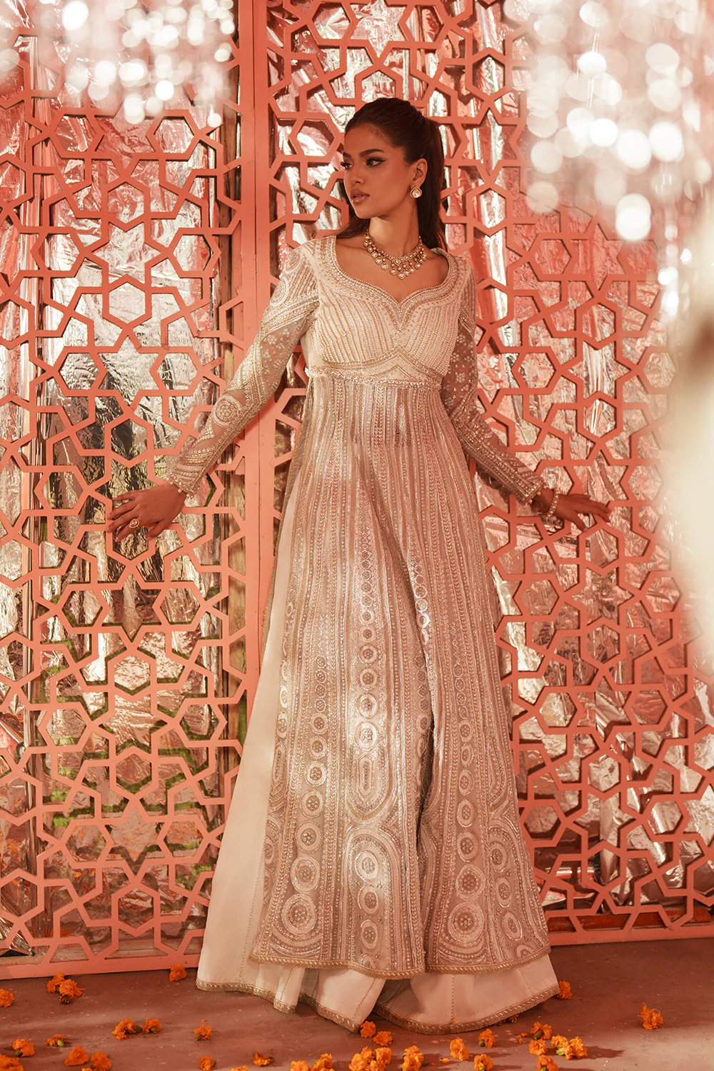 NOOR MAHAL - MWS5641