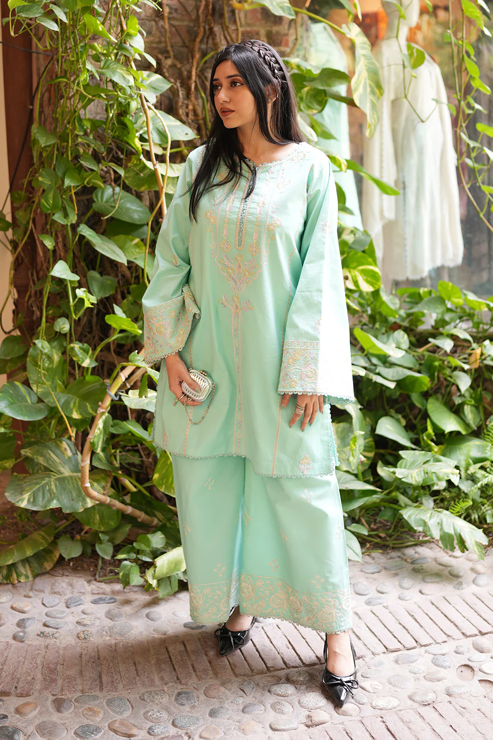 NURA - MWS0698 - Image 2